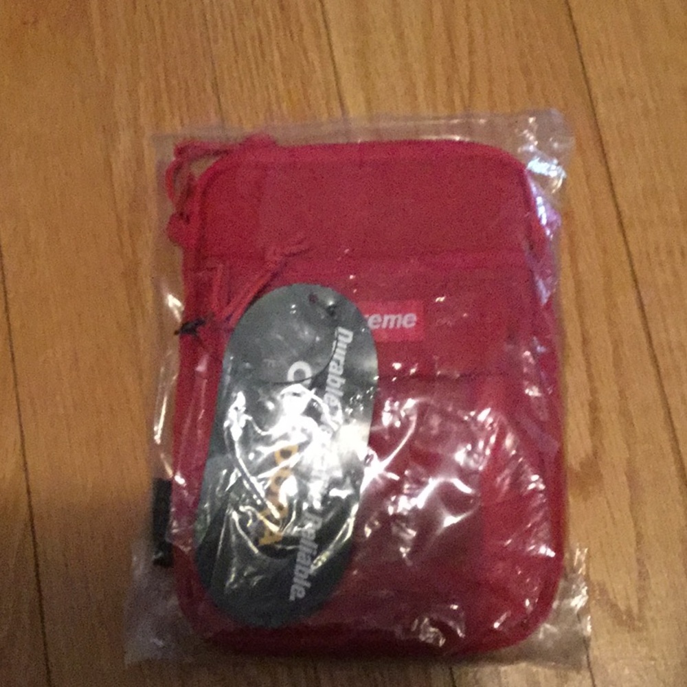 Supreme utility pouch red